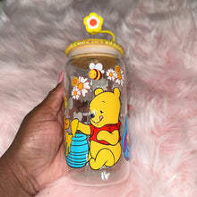 Load image into Gallery viewer, Honey Bee Pooh Libbey Glass
